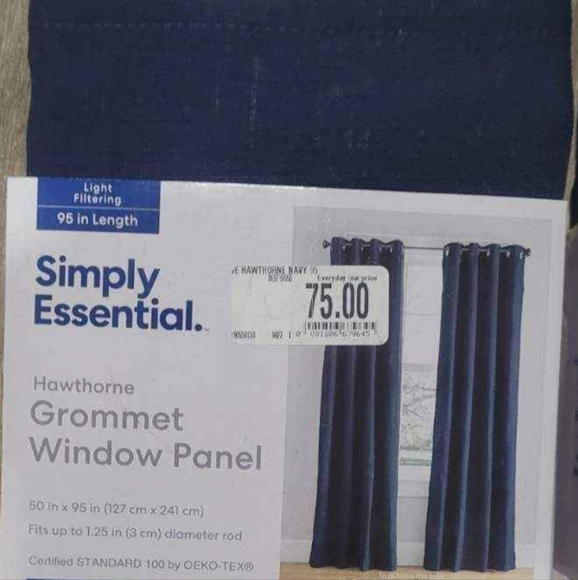 Curtain panels - Picture 2 of 2